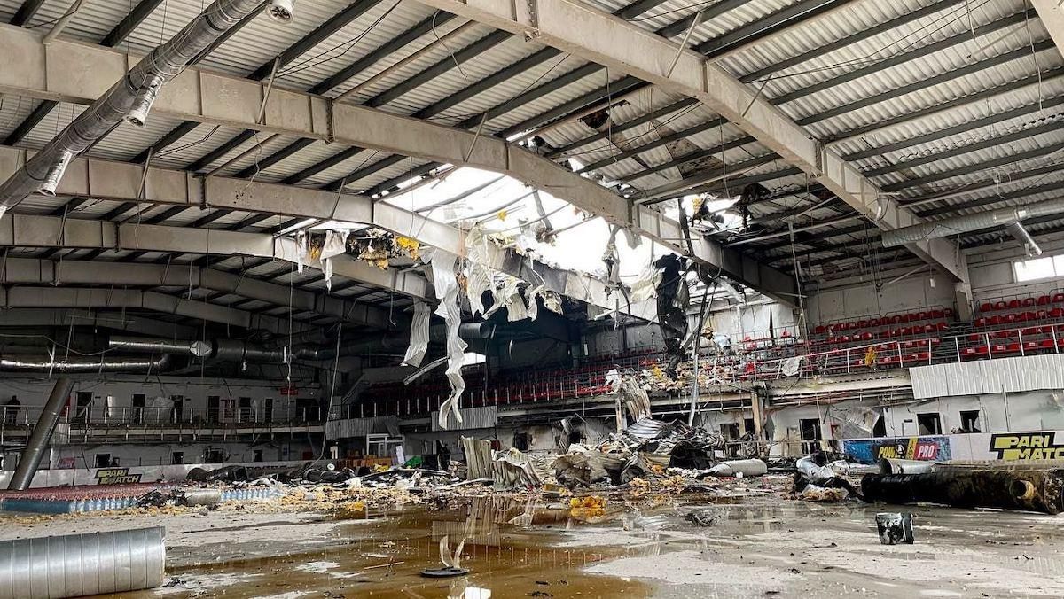 Арена "Альтаир" после вторжения рашистов / фото Радио Свобода