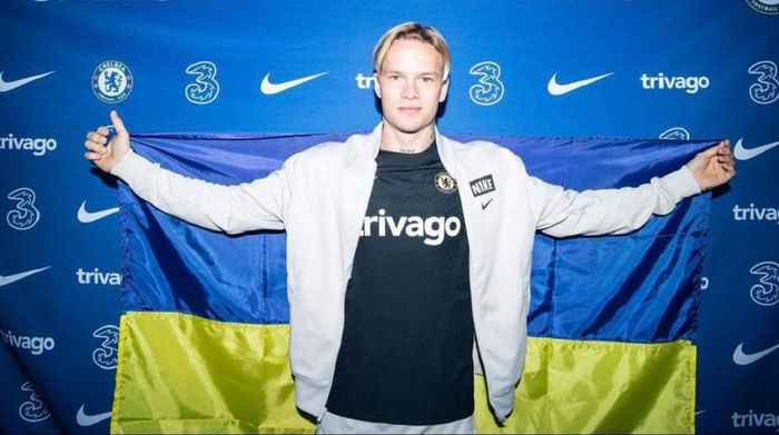 "Мудрик – надзвичайно захопливий талант", – співвласники Челсі вперше прокоментували трансфер українця