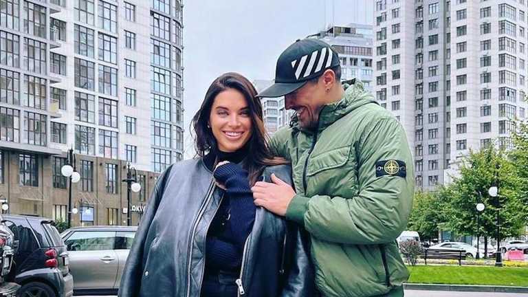 Усик с женой Екатериной / фото Instagram Усик с женой Екатериной / фото Instagram