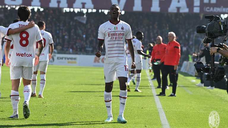 Леау – среди лидеров бомбардирской гонки / фото ФК Милан Леау – среди лидеров бомбардирской гонки / фото ФК Милан