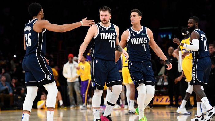 НБА: Трипл-дабл Дончича дожал Лейкерс в овертайме, Бостон уверенно одолел Бруклин