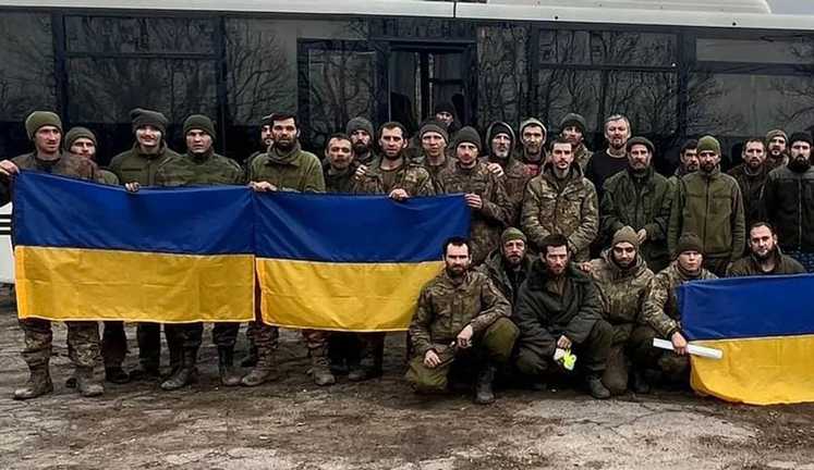 Звільнені українські військові / фото ОП