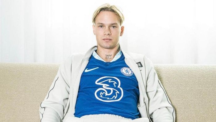 Мудрик офіційно став гравцем Челсі