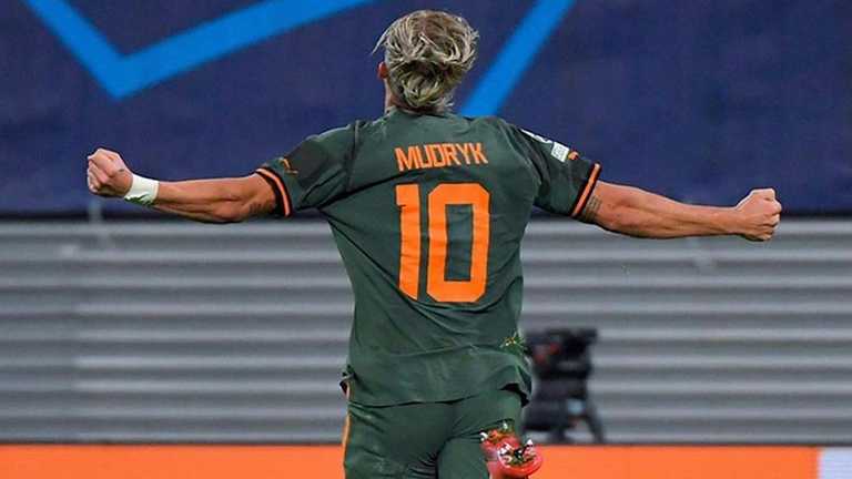 Михайло Мудрик / фото ФК Шахтар Михайло Мудрик / фото ФК Шахтар