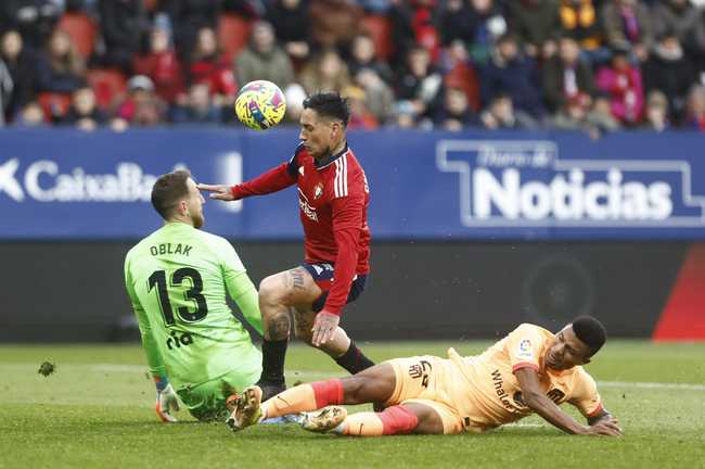 Атлетико вырвал победу в Осасуни / Фото из соцсетей Атлетико вырвал победу в Осасуни / Фото из соцсетей