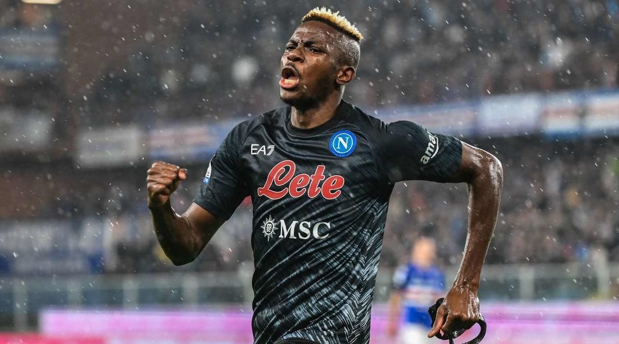 Наполи уверенно победил Сампдорию / AFP