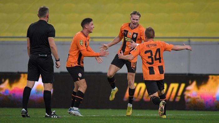 Не только Мудрик: в Шахтере озвучили 6 игроков, которыми интересовался Наполи