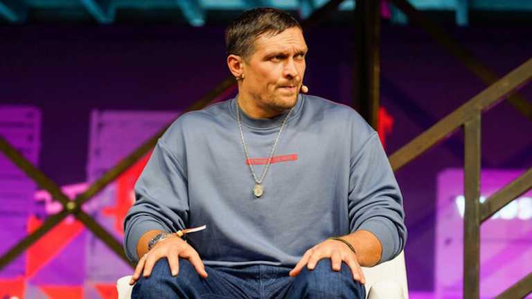 Александр Усик / фото из соцсетей Александр Усик / фото из соцсетей