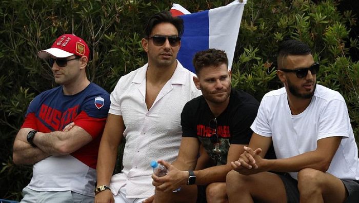 Флаги россии и беларуси запретили на Australian Open после скандала на матче Байндль