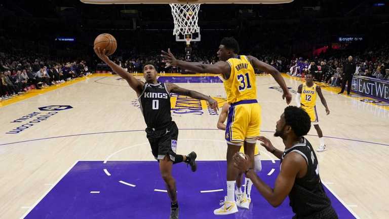 Сакраменто победил Лейкерс / фото из открытых источников Сакраменто победил Лейкерс / фото из открытых источников