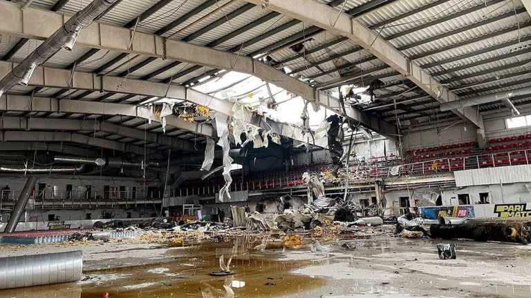 Последствия обстрела арены "Альтаир" / фото Радио Свобода