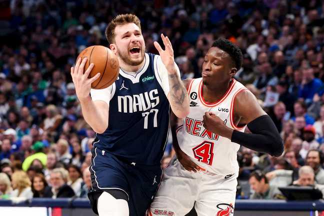 Даллас разгромил Майами / Фото НБА Даллас разгромил Майами / Фото НБА