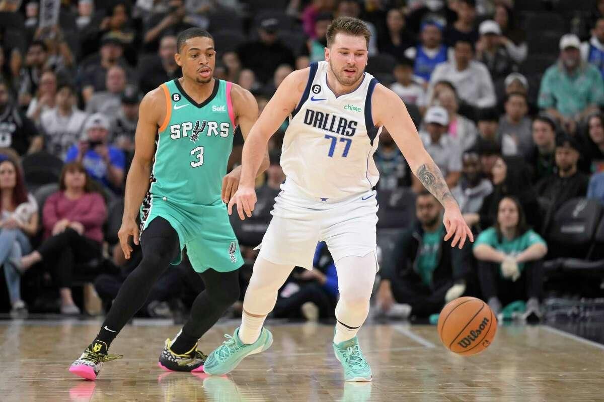 Даллас выиграл победу над Сан-Антонио / Фото НБА. Даллас выиграл победу над Сан-Антонио / Фото НБА.