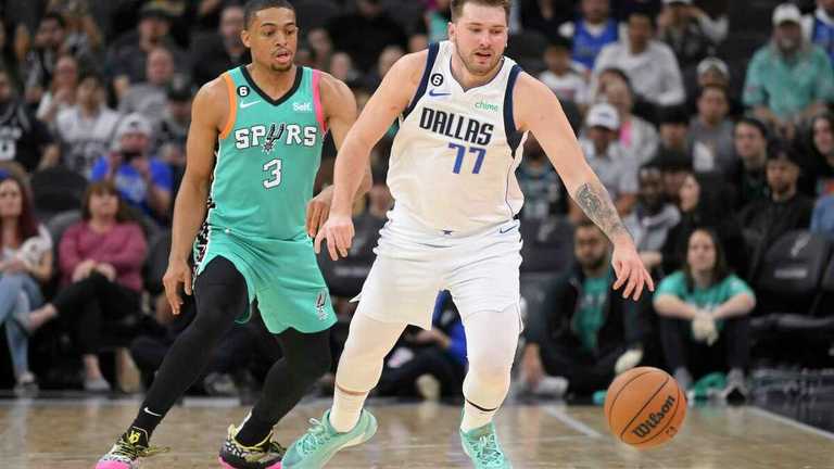 Даллас выиграл победу над Сан-Антонио / Фото НБА. Даллас выиграл победу над Сан-Антонио / Фото НБА.