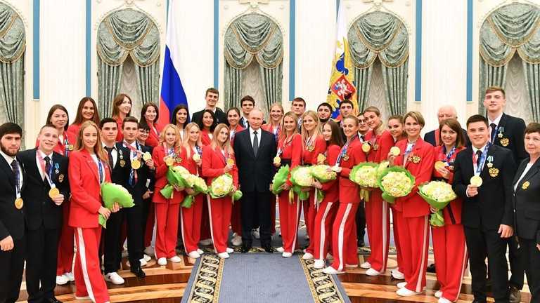 российские спортсмены поддерживают преступный режим путина