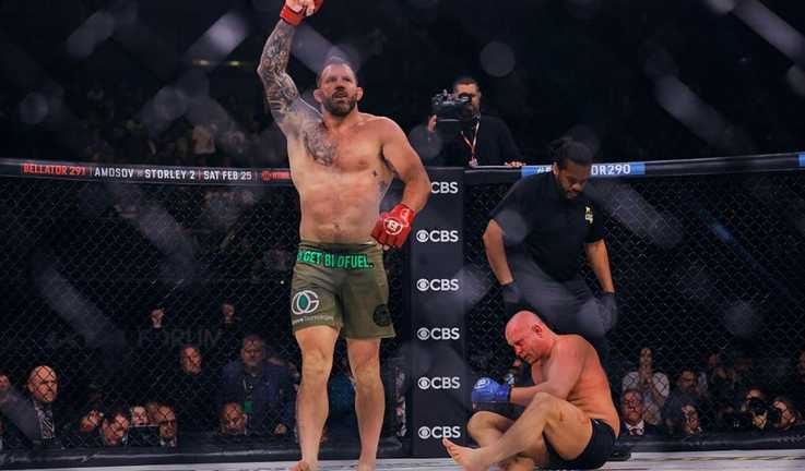 Бейдер победил Емельяненко / mmafighting Бейдер победил Емельяненко / mmafighting