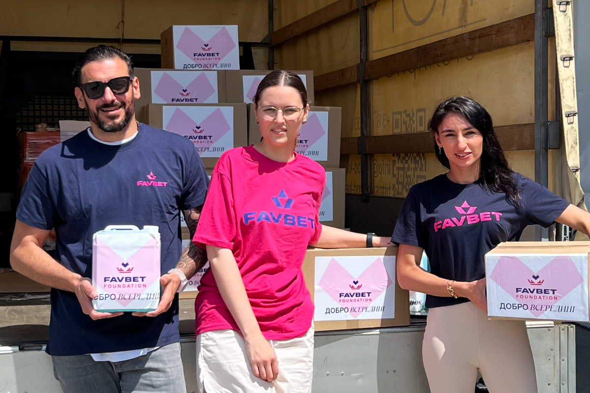 Favbet Foundation переміг в одній з номінацій спецпроєкту "Відповідальна країна" / Фото FAVBET 