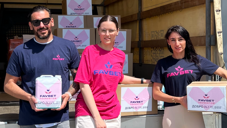 Favbet Foundation переміг в одній з номінацій спецпроєкту "Відповідальна країна" / Фото FAVBET Favbet Foundation переміг в одній з номінацій спецпроєкту "Відповідальна країна" / Фото FAVBET