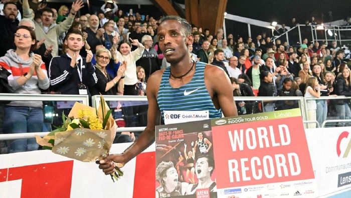 Два легкоатлета в одном забеге побили мировой рекорд, продержавшийся 25 лет