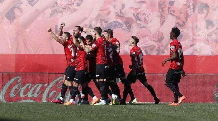 Жирона – Валенсія – 1:0 – відео гола та огляд дебютного матчу Циганкова у Прімері