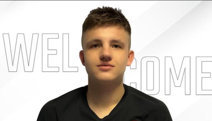 Заря подписала молодого форварда Шахтера