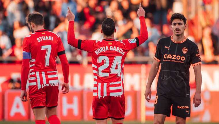 Жирона мінімально здолала Валенсію / фото AFP Жирона мінімально здолала Валенсію / фото AFP