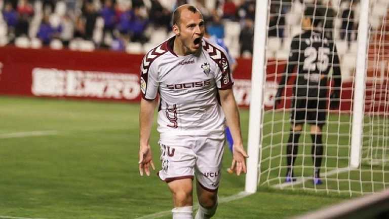 Роман Зозуля / Фото ФК Райо Махадаонда Роман Зозуля / Фото ФК Райо Махадаонда