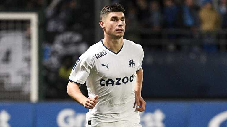 Малиновский в старте на игру с ПСЖ / фото Марсель Малиновский в старте на игру с ПСЖ / фото Марсель