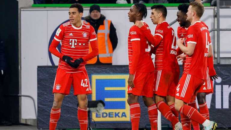 Бавария одолела Вольфсбург / фото AFP Бавария одолела Вольфсбург / фото AFP