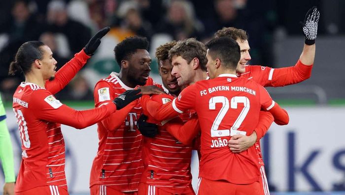 Баварія у матчі з 6 голами здолала Вольфсбург та повернулася на верхівку Бундесліги – кінець "нічийного прокляття"