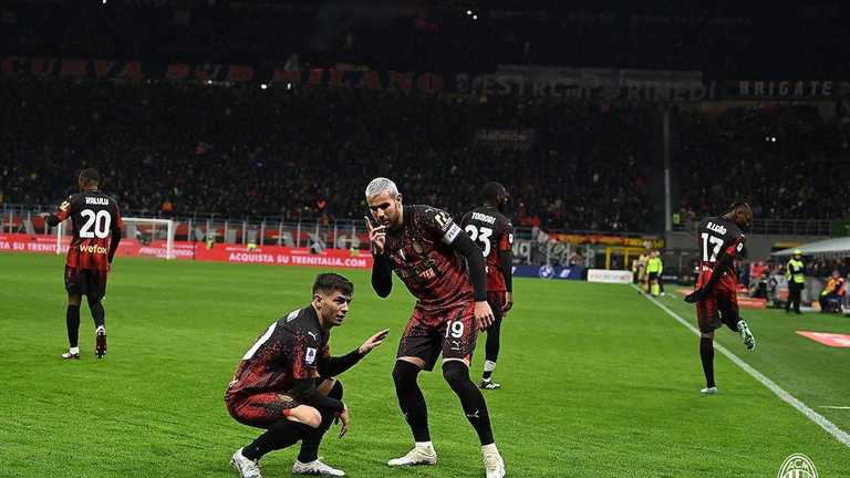 Милан победил Аталанту / фото AFP