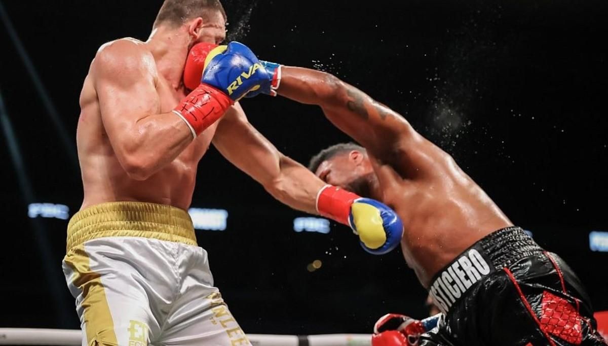 Вихрист програв Перо / фото SHOWTIME 