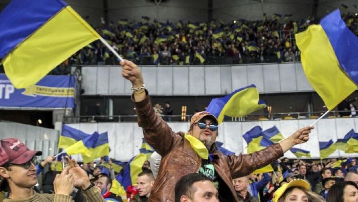 Проведення ЧС-2030 з футболу в Україні опинилось під загрозою через скандал з Барселоною