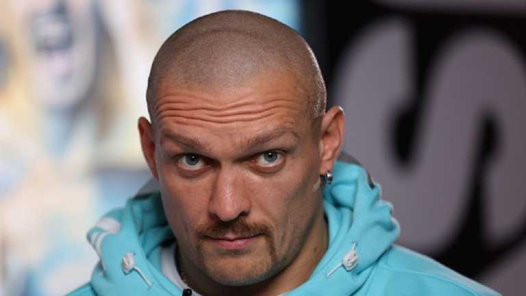 Олександр Усик / Фото Boxing Scene Олександр Усик / Фото Boxing Scene