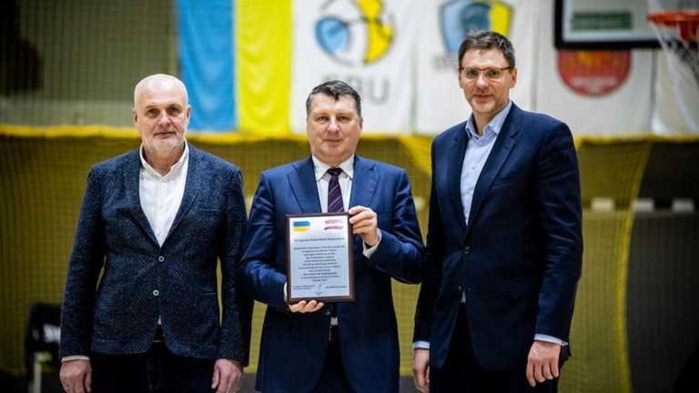 Раймондс Вейоні (у центрі) / фото ФБУ Раймондс Вейоні (у центрі) / фото ФБУ