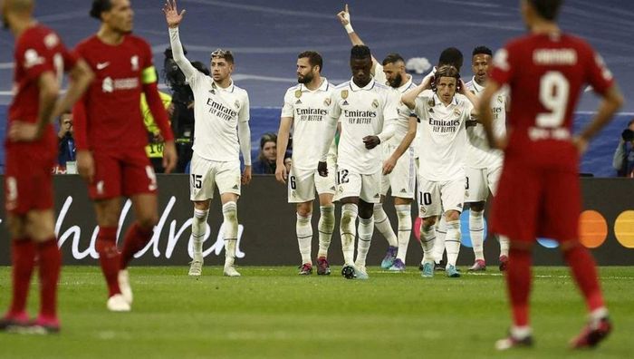 Победный гол Бензема в видеообзоре матча Реал – Ливерпуль – 1:0