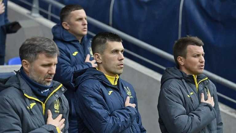 Руслан Ротань и помощники / Фото УАФ Руслан Ротань и помощники / Фото УАФ