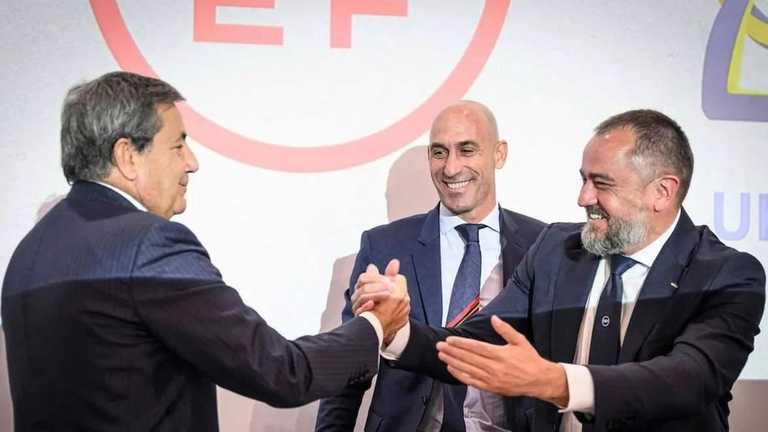 Павелко з іспанським та португальським колегами / фото Relevo Павелко з іспанським та португальським колегами / фото Relevo