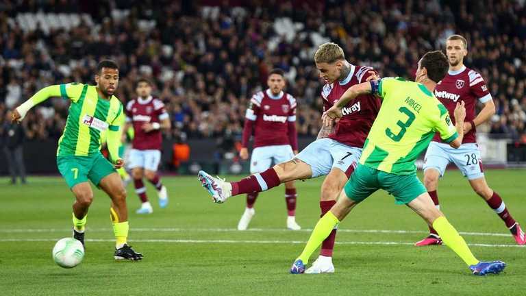 Вест Хем знищив АЕК/ фото AFP Вест Хем знищив АЕК/ фото AFP