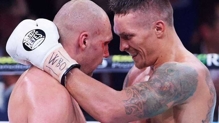 Усик проти Гловацкі / фото TVP Sport Усик проти Гловацкі / фото TVP Sport