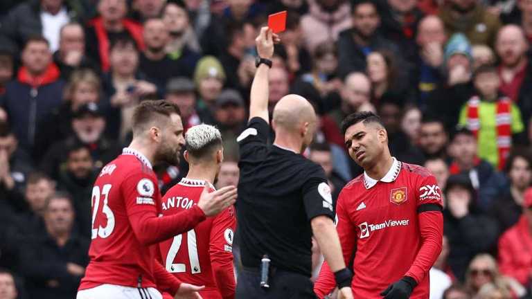 Каземіро залишив МЮ у меншості / фото AFP Каземіро залишив МЮ у меншості / фото AFP