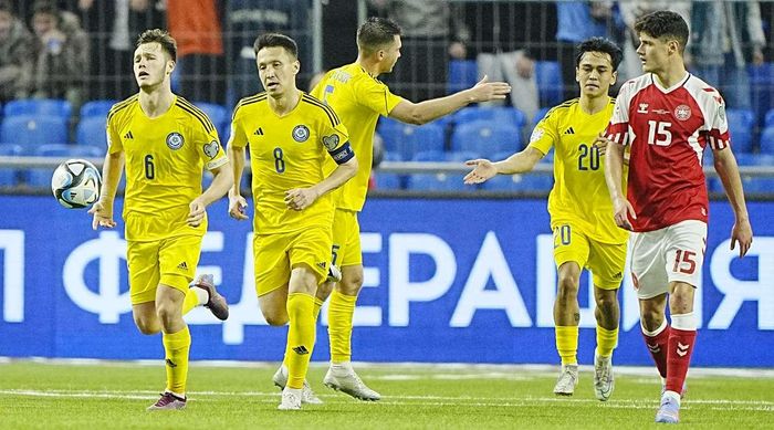 Сенсационный шедевр в видеообзоре матча квалификации Евро-2024 Казахстан – Дания – 3:2