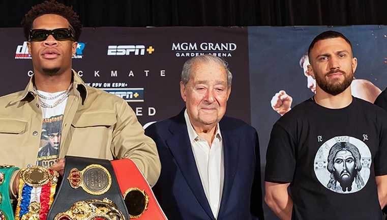 Ломаченко проти Хейні / фото Top Rank Ломаченко проти Хейні / фото Top Rank