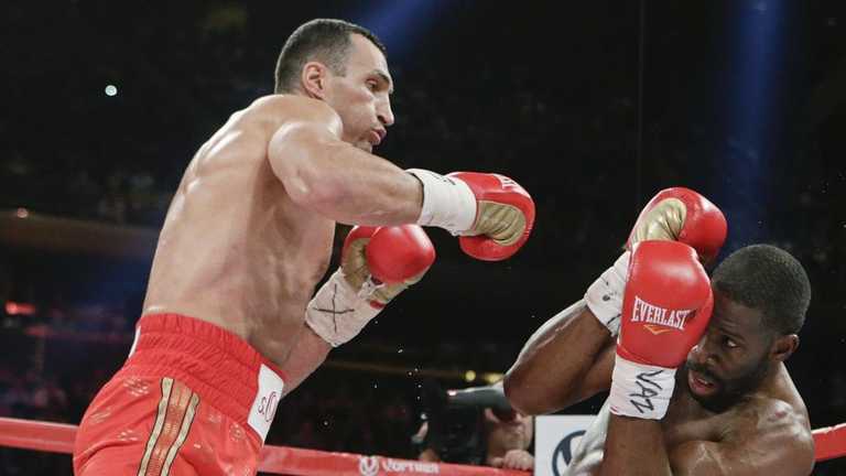 Кличко проти Дженіннгса (2015) / Фото Bleacher Report Кличко проти Дженіннгса (2015) / Фото Bleacher Report