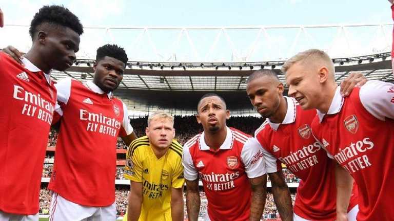 Зинченко воодушевляет партнеров / фото ФК Арсенал Зинченко воодушевляет партнеров / фото ФК Арсенал