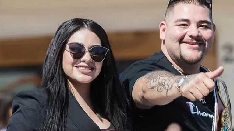 Енді Руїс та Джулі Лемус / фото з відкритих джерел Енді Руїс та Джулі Лемус / фото з відкритих джерел