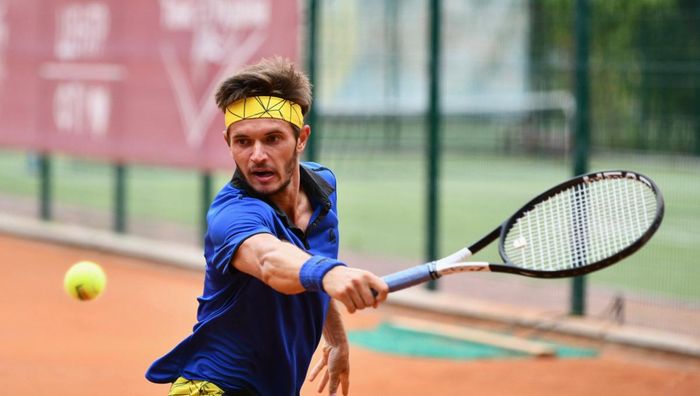 Украинский теннисист прошел в четвертьфинал турнира в Индии