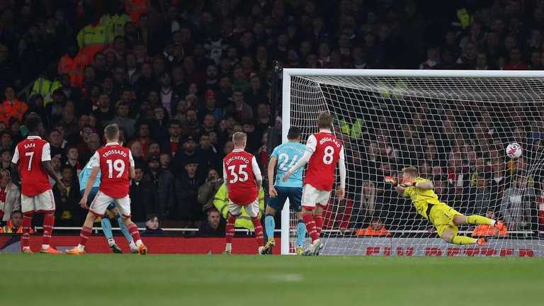 Арсенал расписал мировую с Саутгемптоном / фото AFP Арсенал расписал мировую с Саутгемптоном / фото AFP