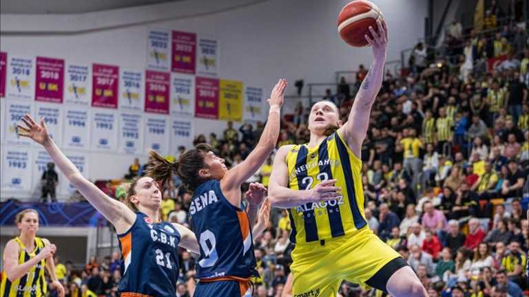 Аліна Ягупова (праворуч) / фото ФБУ Аліна Ягупова (праворуч) / фото ФБУ