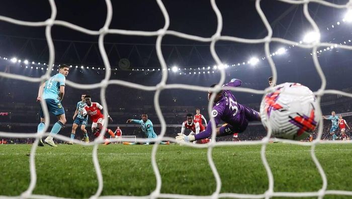 Камбек на останніх хвилинах та фейл Зінченка у відеоогляді матчу Арсенал – Саутгемптон – 3:3